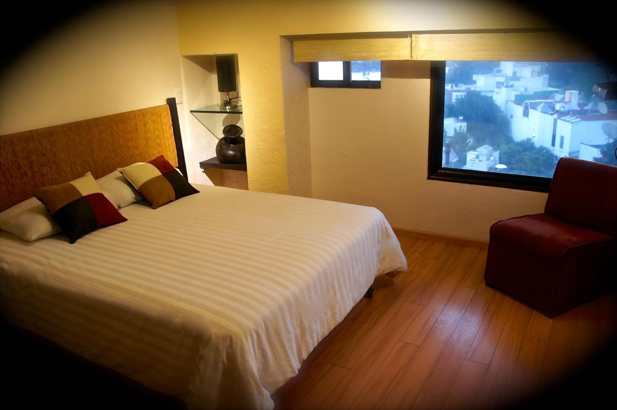 Aztic Hotel And Executive Suites Meksika Oda fotoğraf